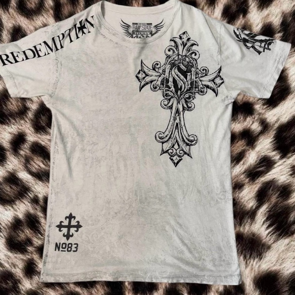 Affliction Gray Graphic Tee with Black Accents